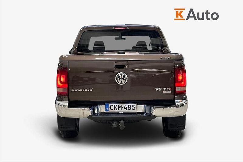Käytetty VW Amarok Highline 204 HP (150 kW) 2016 Ruskea (beige) Nouto