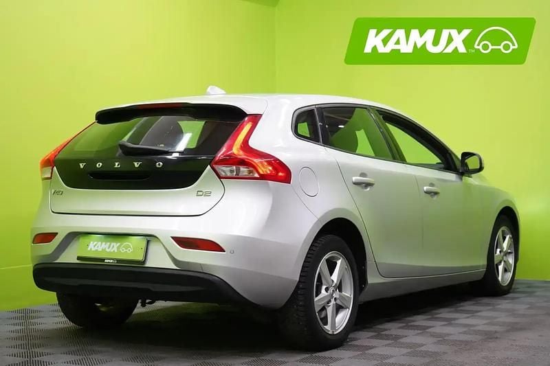 Käytetty Volvo V40 Business Edition 120 HP (88 kW) 2018 Hopea / harmaa Sedan