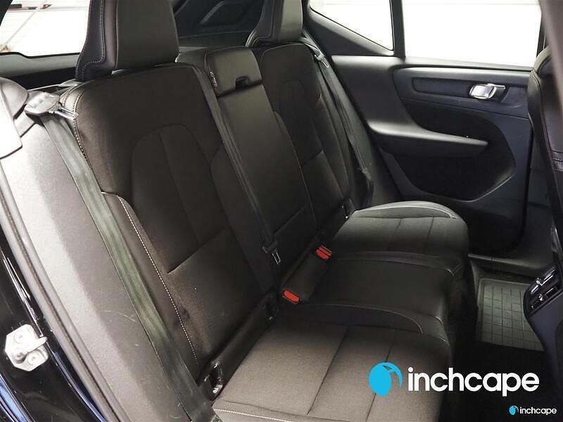 Käytetty Volvo XC40 Business Edition 163 HP (119 kW) 2020 Katumaasturi