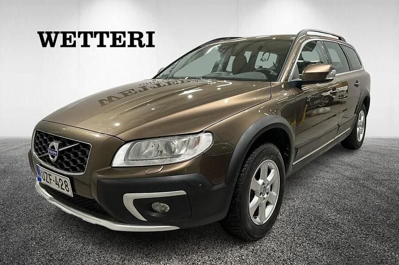 Ruskea Käytetty 2016 Volvo XC70 Standard Farmari | 15 900 € (Hyvä tarjous) - Kuva 1/4
