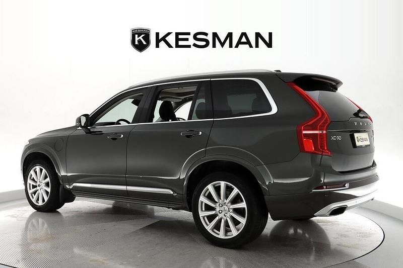 Käytetty Volvo XC90 Inscription 320 HP (235 kW) 2017 Katumaasturi