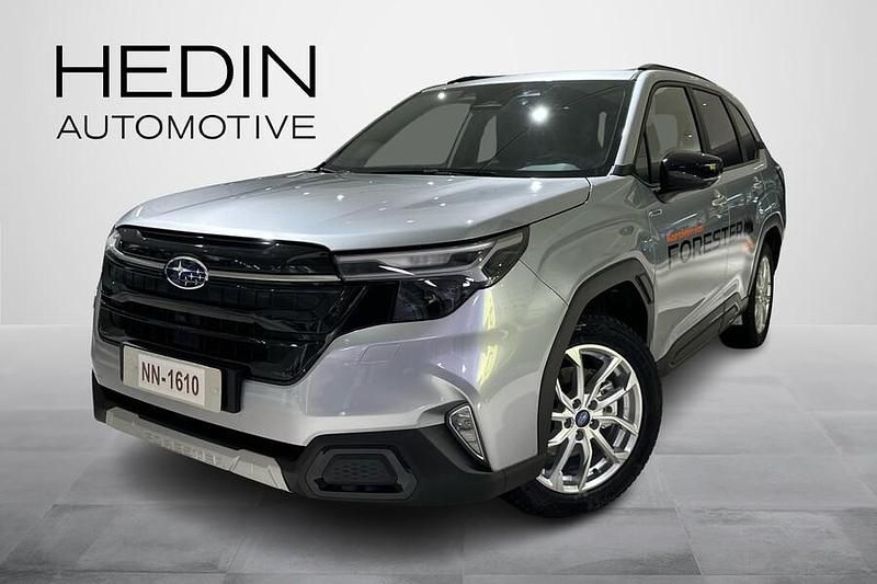 Harmaa Uusi 2025 Subaru Forester Katumaasturi | 48 800 € - Kuva 1/4