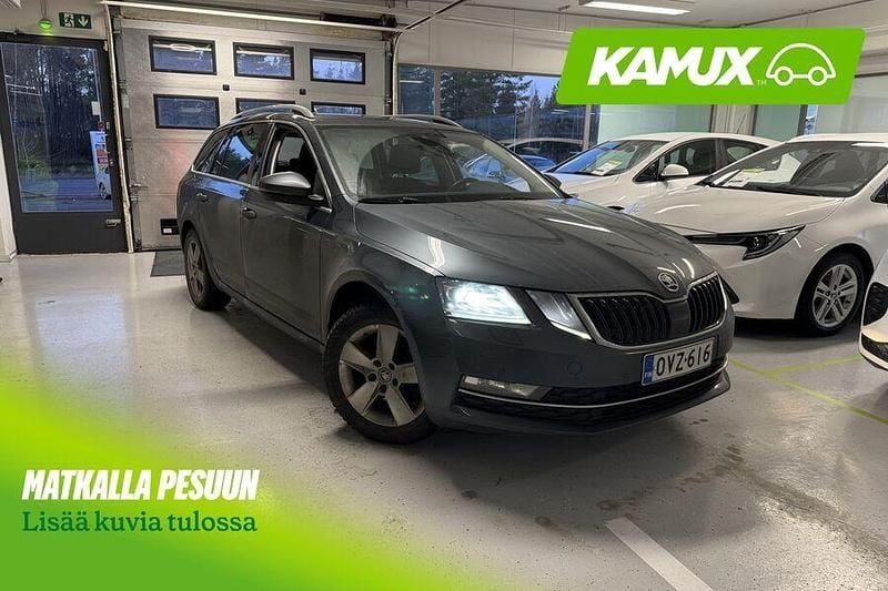 Hopea / harmaa Käytetty 2018 Skoda Octavia Style Farmari | 15 400 € (Hyvä tarjous) - Kuva 1/4