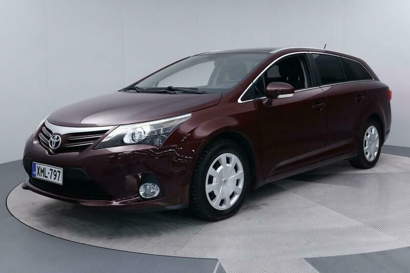 Punainen Käytetty 2012 Toyota Avensis Sol Farmari | 12 890 € (Perustarjous) - Kuva 1/4