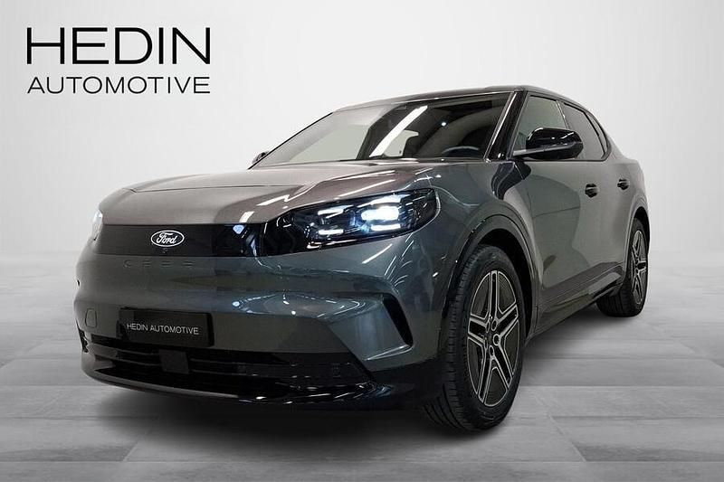 Uusi 2025 Ford Explorer Extended Range Katumaasturi | 56 120 € (Hieman kallis) - Kuva 1/4