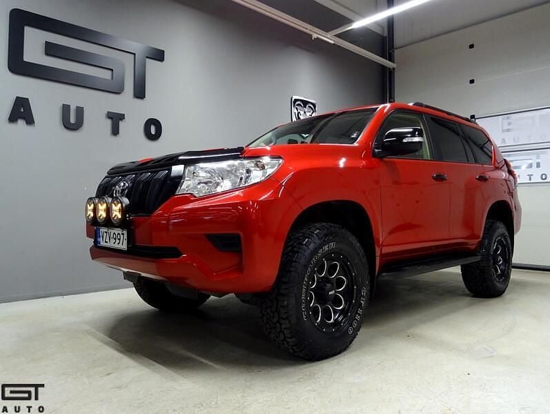 Käytetty Toyota Land Cruiser 177 HP (130 kW) 2018 Van