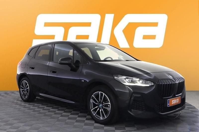 Käytetty 2023 BMW 225 Active Tourer M Sport Tila-auto | 25 690 € (Supertarjous) - Kuva 1/3