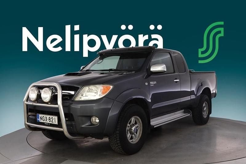 Käytetty Toyota HiLux 120 HP (88 kW) 2007 Harmaa Nouto