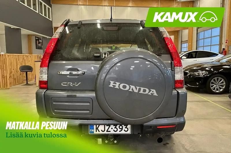 Käytetty Honda CR-V ES 150 HP (110 kW) 2006 Hopea / harmaa Katumaasturi