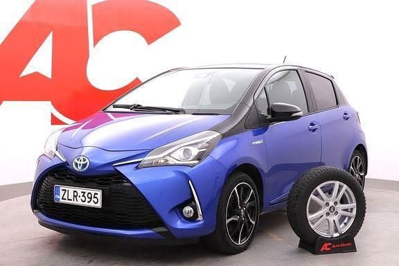 Sininen Käytetty 2017 Toyota Yaris Business Edition Viistoperä | 13 990 € (Perustarjous) - Kuva 1/4