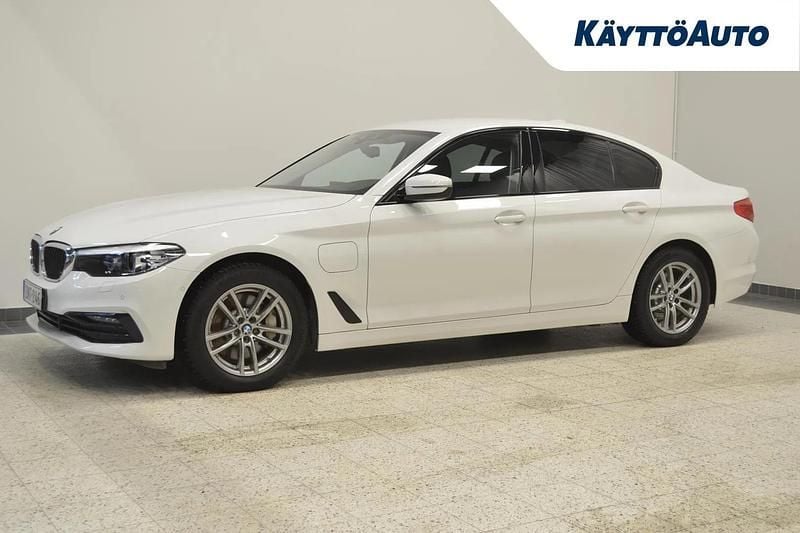 Käytetty BMW 530e Sport Line 252 HP (185 kW) 2020 Valkoinen Sedan