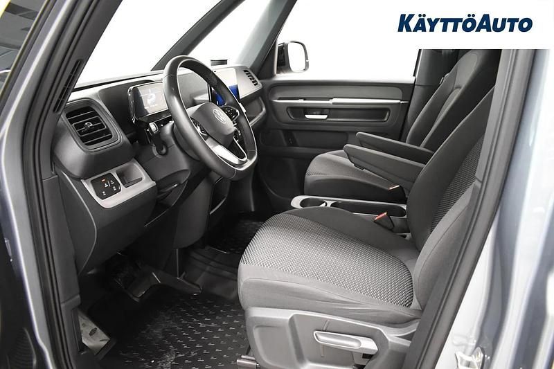 Käytetty VW ID. Buzz Pro 150 kW (204 HP) 2024 Harmaa Tila-auto
