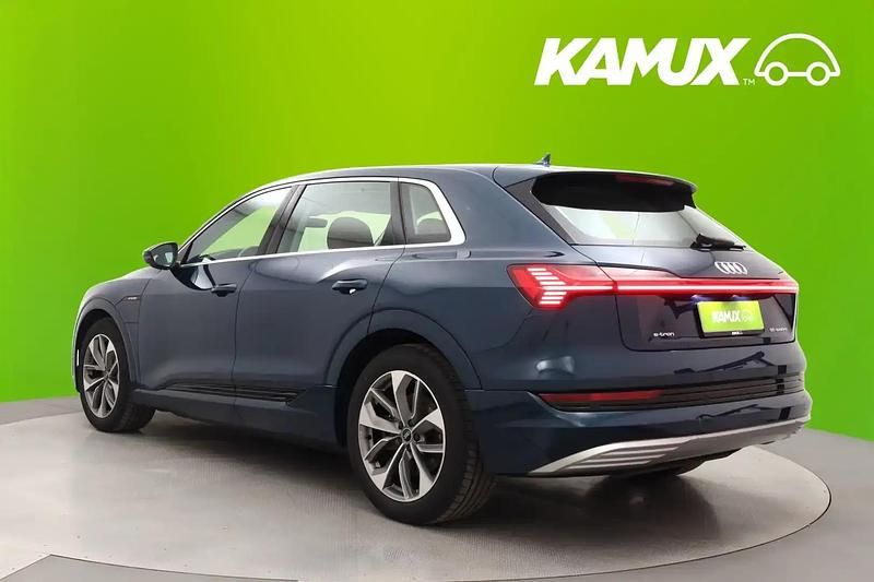 Käytetty Audi e-tron Advanced Plus 300 kW (408 HP) 2022 Sininen Katumaasturi