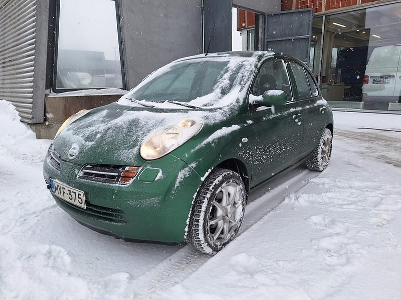 Käytetty Nissan Micra 88 HP (64 kW) 2003 Vihreä Viistoperä