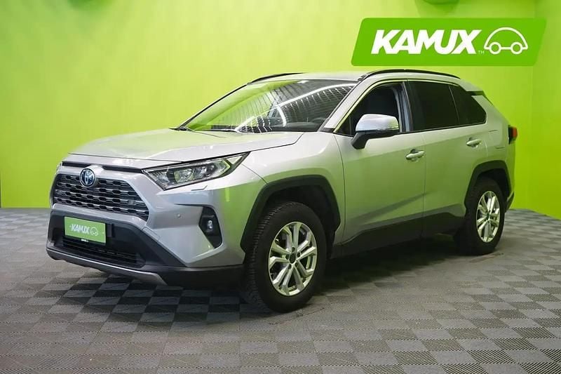 Käytetty Toyota RAV4 Hybrid Active 178 HP (130 kW) 2024 Hopea / harmaa Katumaasturi