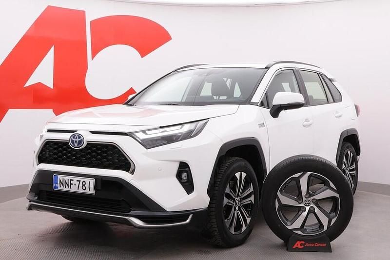 040 valkoinen Käytetty 2024 Toyota RAV4 Hybrid Active Katumaasturi | 48 990 € (Kallis) - Kuva 1/4