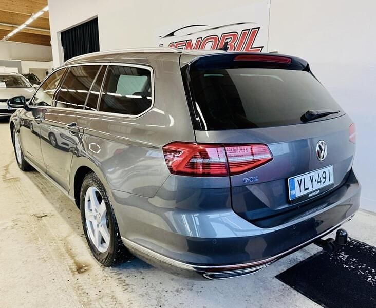 Käytetty VW Passat Highline 218 HP (160 kW) 2017 Farmari