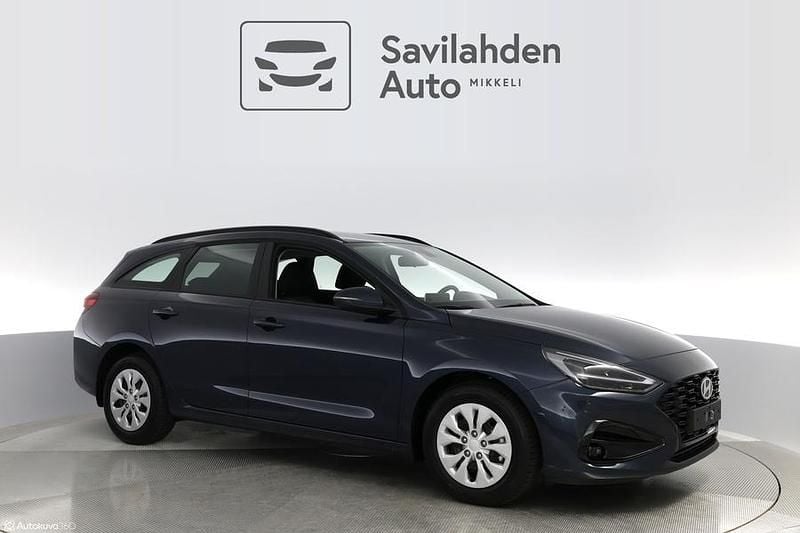 Käytetty Hyundai i30 101 HP (74 kW) 2025 Sininen Farmari