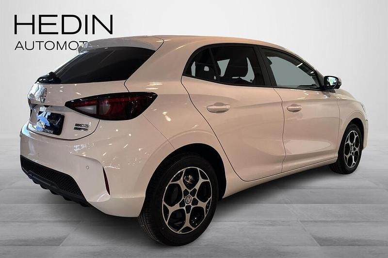 Uusi MG MG3 Luxury 194 HP (142 kW) 2025 Viistoperä