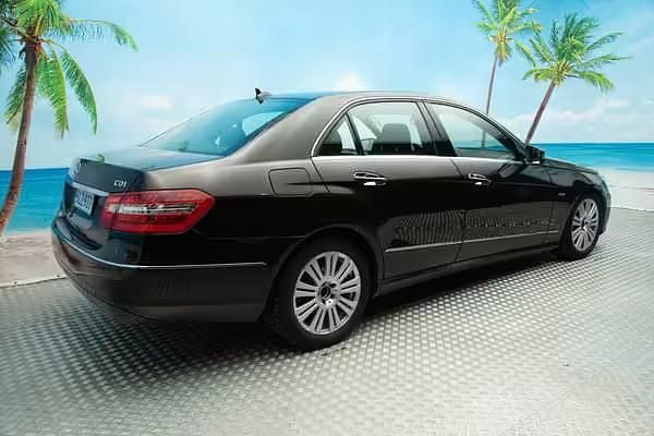 Käytetty Mitsubishi Outlander Intense 156 HP (114 kW) 2011