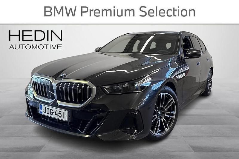 Harmaa Käytetty 2024 BMW i5 M Sport Sedan | 60 900 € (Perustarjous) - Kuva 1/4