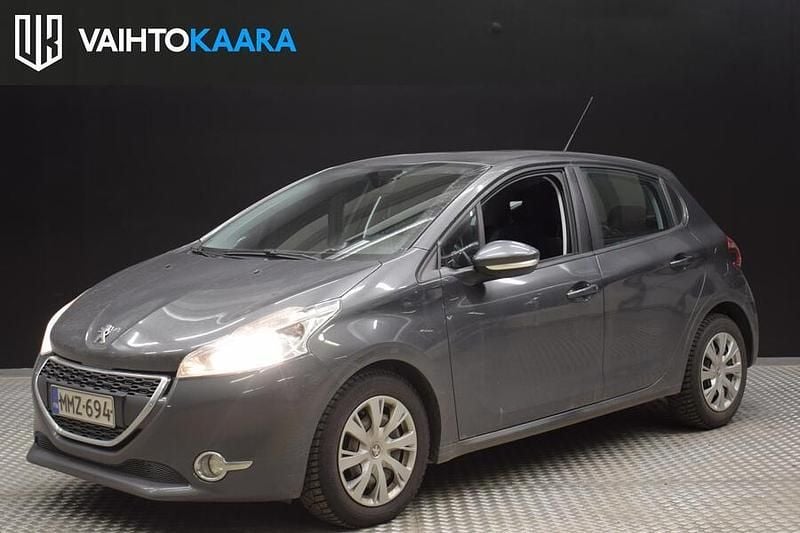Käytetty 2015 Peugeot 208 Viistoperä | 4 590 € (Hyvä tarjous) - Kuva 1/2