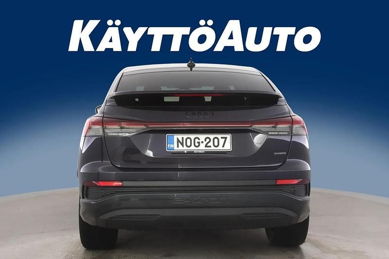 Uusi Audi Q4 Sportback e-tron Comfort 210 kW (286 HP) 2026 Auroravioletti met. Katumaasturi