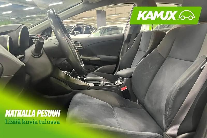 Käytetty Honda Civic 120 HP (88 kW) 2014 Sininen Sedan