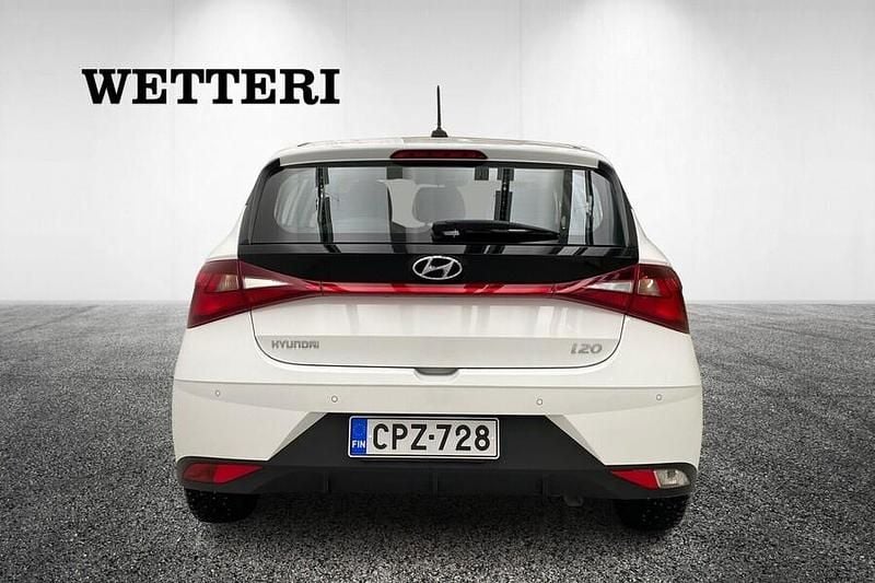 Käytetty Hyundai i20 101 HP (74 kW) 2023 Valkoinen Viistoperä