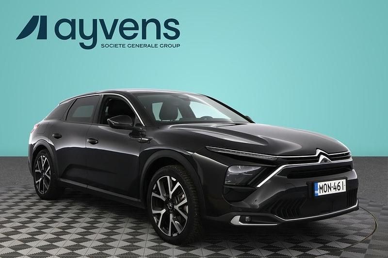 Käytetty Citroën C5 X Shine 224 HP (164 kW) 2023 Musta Farmari
