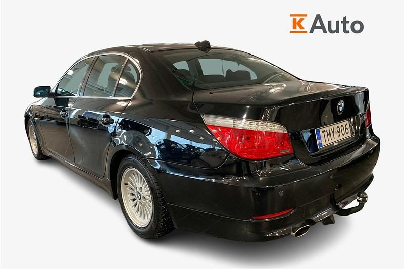 Käytetty BMW 520 170 HP (125 kW) 2008 Musta Sedan
