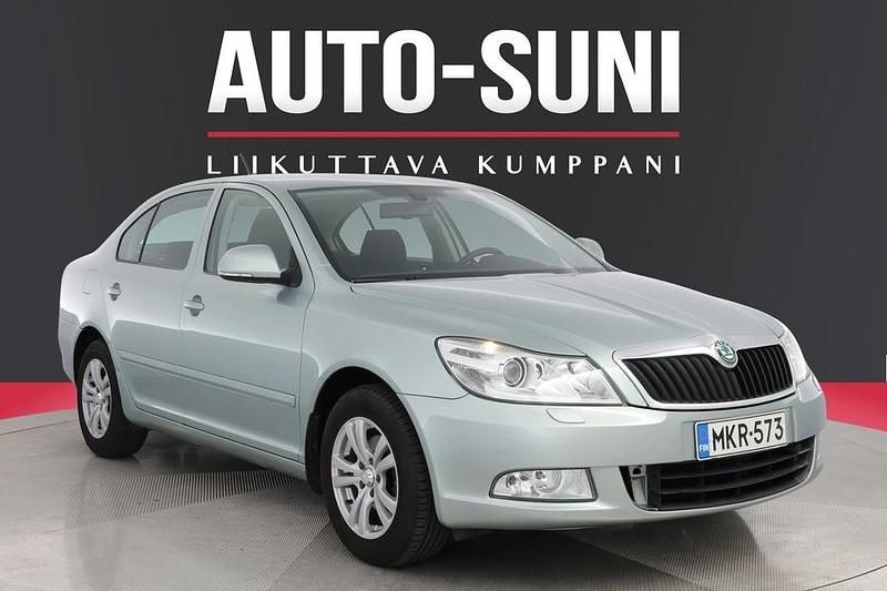 Käytetty 2012 Skoda Octavia Elegance Viistoperä | 7 800 € (Perustarjous) - Kuva 1/3