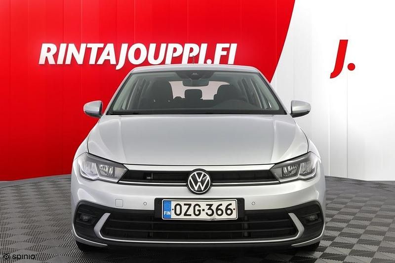 Käytetty VW Polo Business 95 HP (69 kW) 2022 Hopea Viistoperä