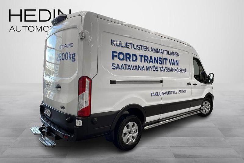 Käytetty Ford Transit Trend 129 HP (94 kW) 2025 Valkoinen Van