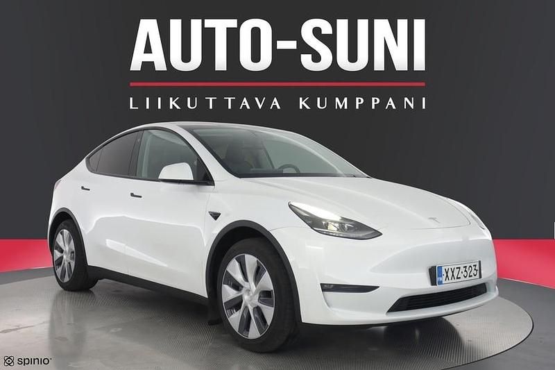Käytetty 2023 Tesla Model Y Long Range AWD Katumaasturi | 35 360 € (Perustarjous) - Kuva 1/3