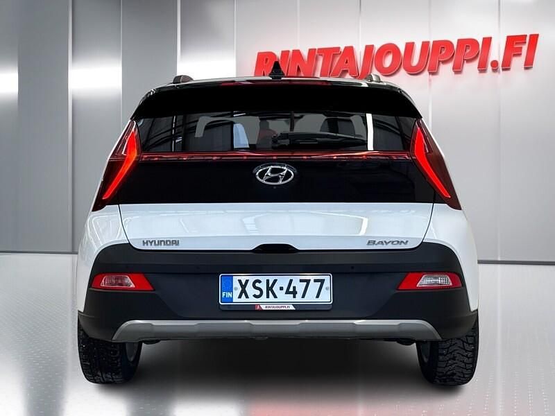 Käytetty Hyundai Bayon 120 HP (88 kW) 2024 Katumaasturi