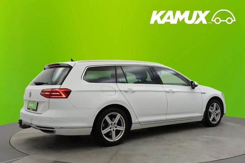 Käytetty VW Passat GTE 218 HP (160 kW) 2017 Valkoinen Farmari