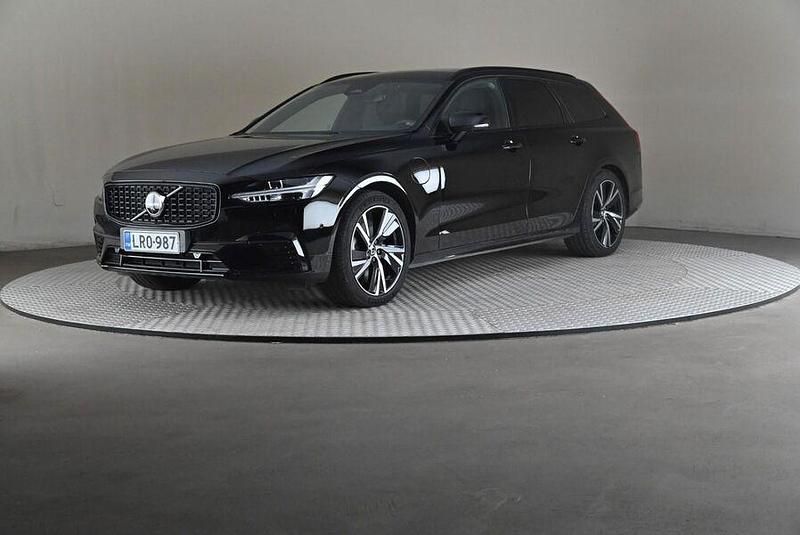 Käytetty 2022 Volvo V90 Performance Farmari | 38 900 € (Supertarjous) - Kuva 1/4
