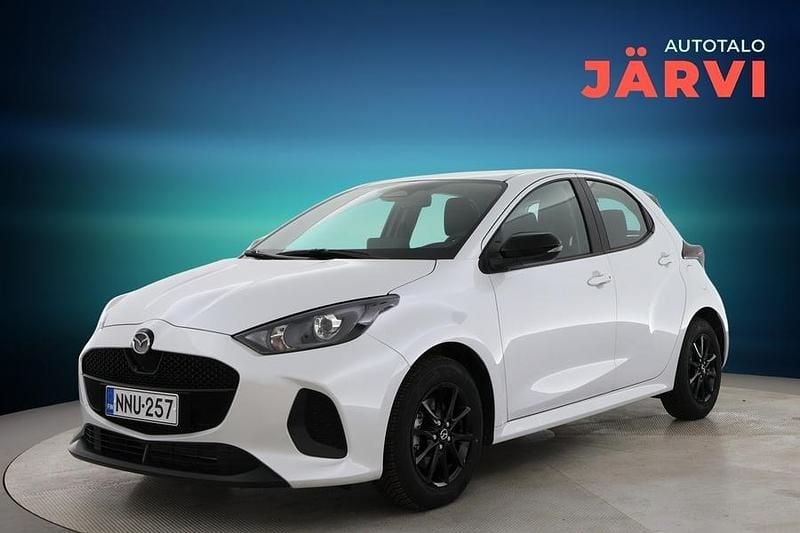 Valkoinen Käytetty 2025 Mazda 2 Center-Line Viistoperä | 23 900 € (Perustarjous) - Kuva 1/3