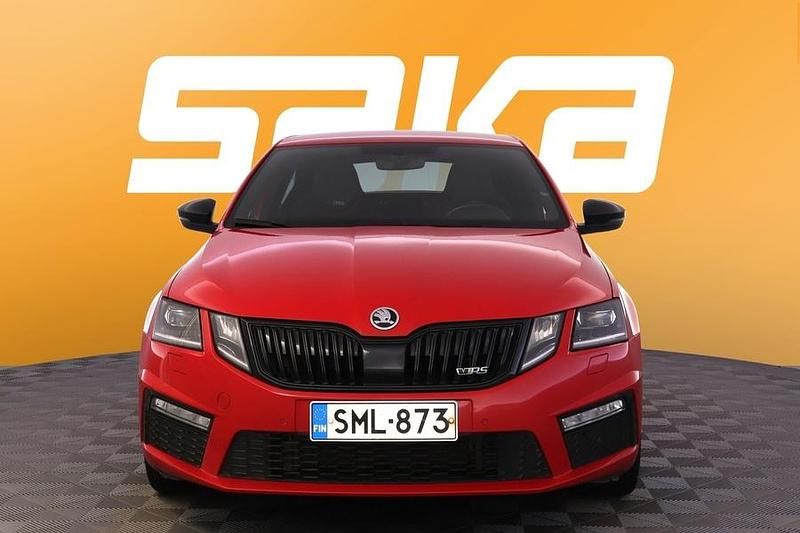 Käytetty Skoda Octavia RS 245 HP (180 kW) 2018 Viistoperä