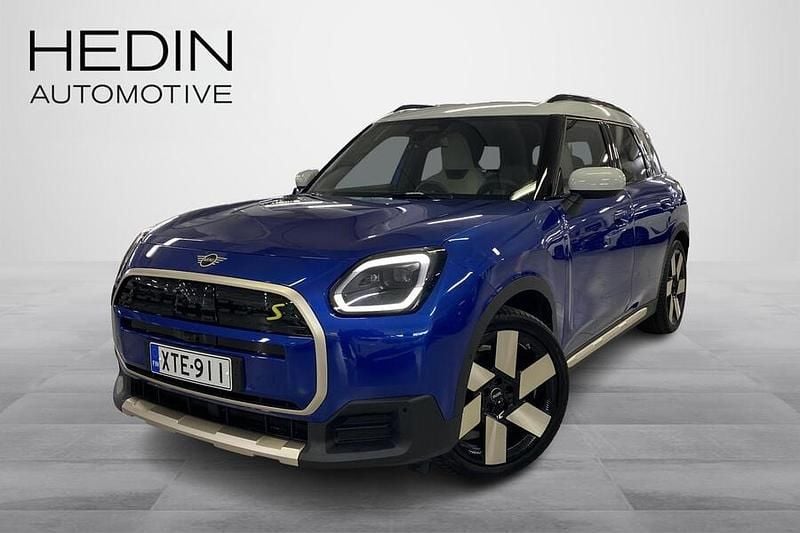 Sininen Käytetty 2025 Mini Countryman Favoured Katumaasturi | 53 500 € - Kuva 1/4