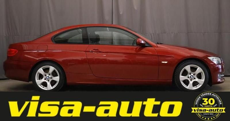 Käytetty BMW 320 170 HP (125 kW) 2012 Punainen Coupe - kaksiovinen