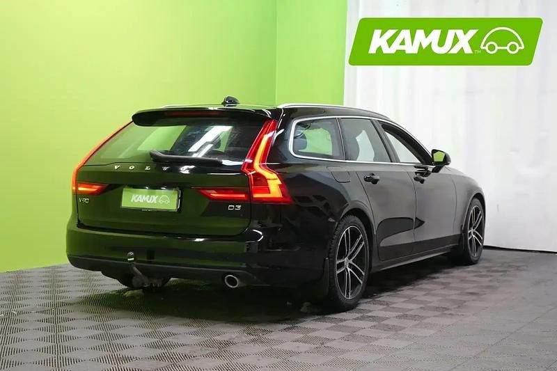 Käytetty Volvo V90 Momentum 150 HP (110 kW) 2020 Musta Farmari