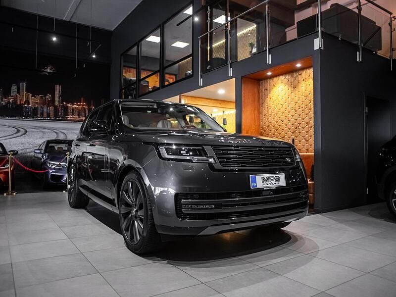 Käytetty Land Rover Range Rover Autobiography 400 HP (294 kW) 2023 Harmaa Katumaasturi