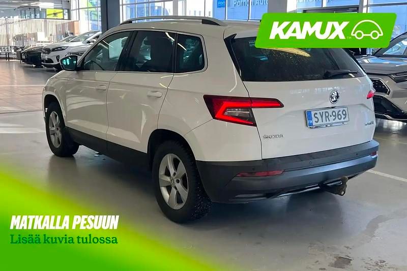 Käytetty Skoda Karoq Style 116 HP (85 kW) 2019 Valkoinen Katumaasturi
