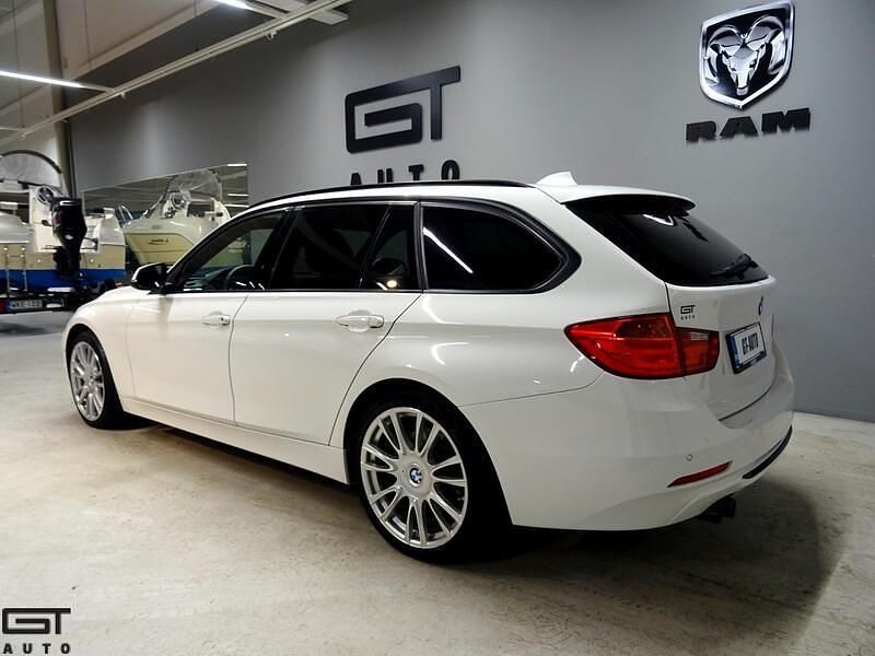 Käytetty BMW 330 258 HP (189 kW) 2014 Farmari