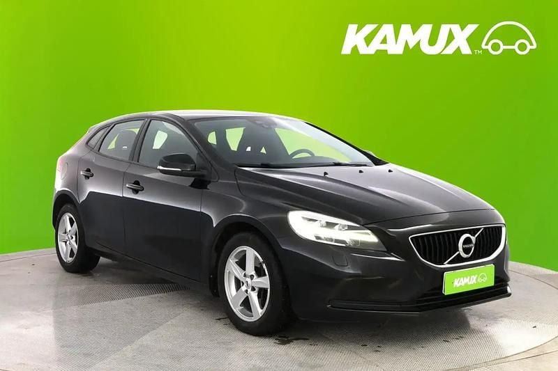 Musta Käytetty 2017 Volvo V40 Business Edition Sedan | 19 700 € (Perustarjous) - Kuva 1/4