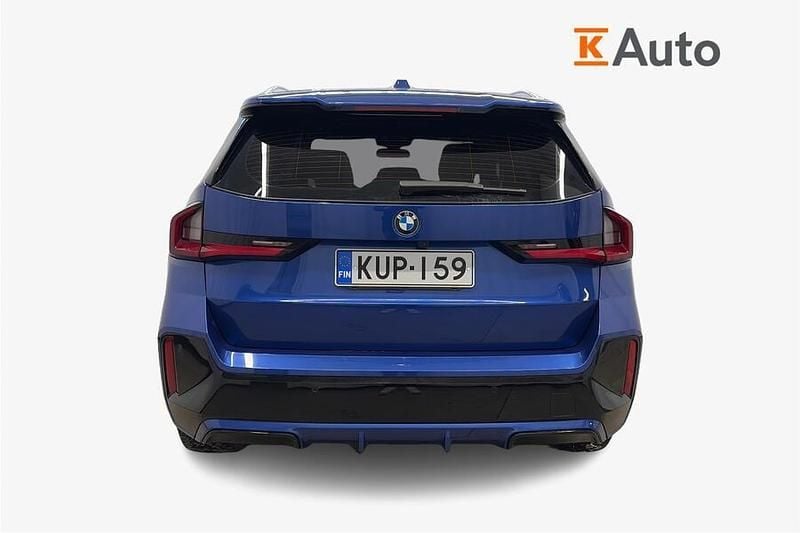 Käytetty BMW X1 M Sport 136 HP (100 kW) 2022 Sininen Katumaasturi