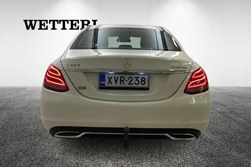 Käytetty Mercedes C220 Business 170 HP (125 kW) 2014 Valkoinen Sedan