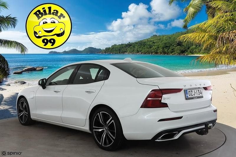 Käytetty Volvo S60 R-Design 456 HP (335 kW) 2022 Sedan